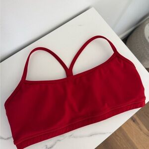 FORM Y Sports Bra in Cherry